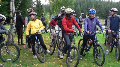 The weather cooperated for the singletrack bike tour