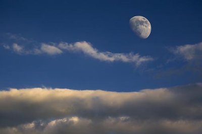 Moon & Clouds 20061203