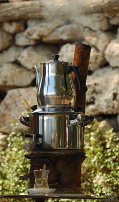 06447 - Making tea... / Kursunlu lake - Antalya - Turkey