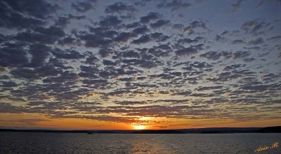 12959 - Sunrise / Lake Kariba - Zambia