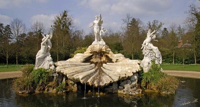 14989 - The Fountain of Love / Cliveden - England