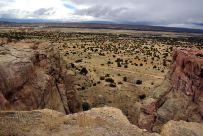 960 - Acoma Pueblo - view West.JPG