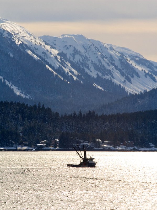 boat leaving auke bay   Mar 10