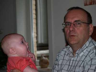4 maanden, met opa Bert