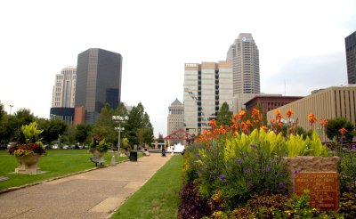 Kiener Plaza, Downtown St. Louis