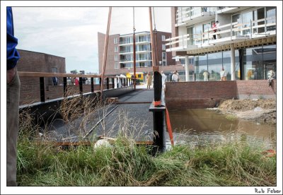 Plaatsing brug Leesten 28.jpg