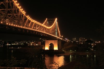 Looking back at the Story bridge from the north