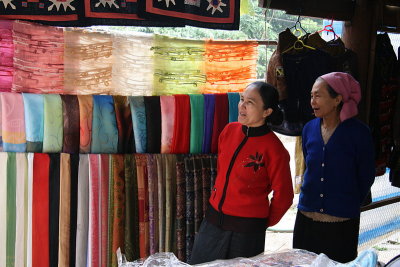 Soieries  vendre - Mai Chau - Vietnam