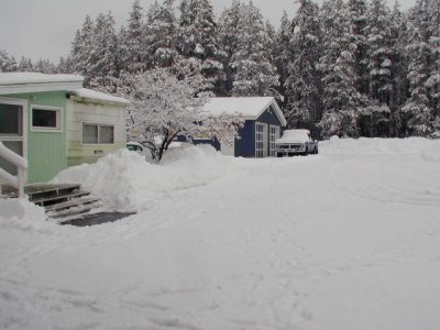 Snow at SanSuzEd  00001.JPG