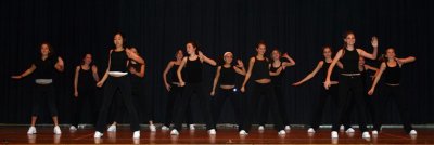 cheerleaders3 (Large).jpg