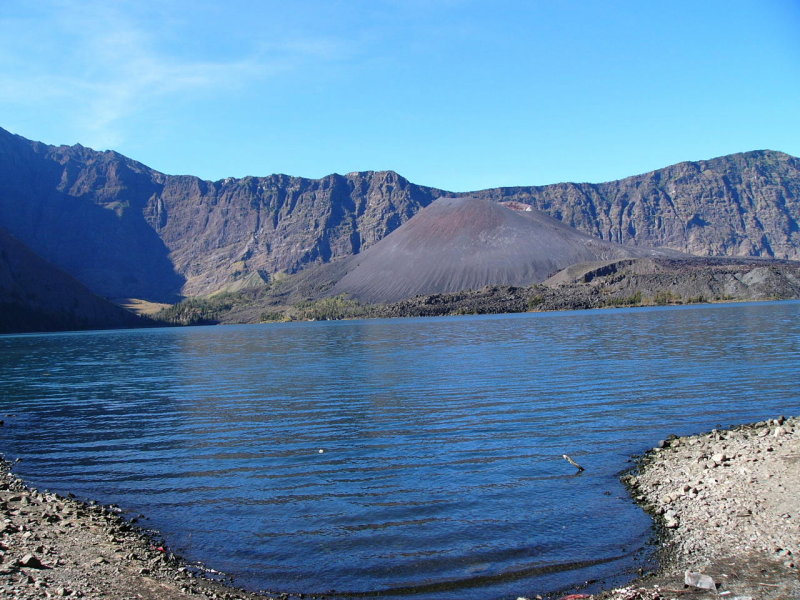 Danau yg tenang