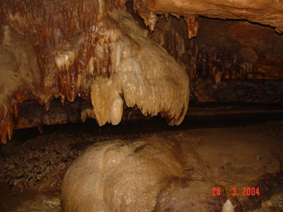 Buniayu Cave