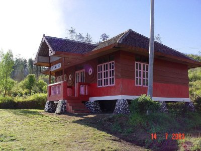 Sebuah Cottage di tempat parkir Kawasan Ijen