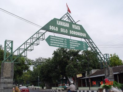 Gapura di Boyolali via Solo menuju Merapi