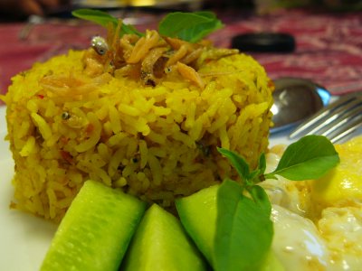 Nasi Goreng Kunyit