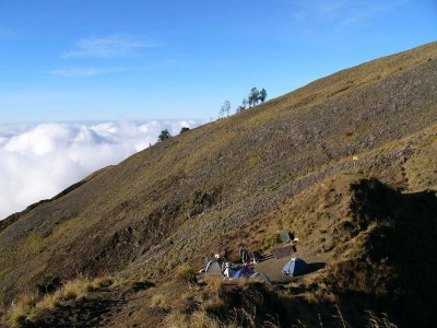 Punggungan di Plawangan Senaru