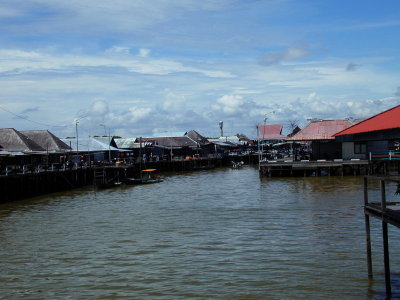 Kampung di atas Laut - Bontang Kuala