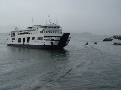 Ferry di Teluk Balikpapan