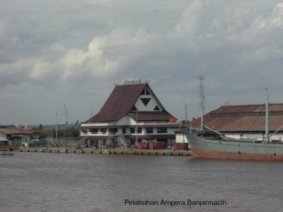 Pelabuhan Trisakti Banjarmasin