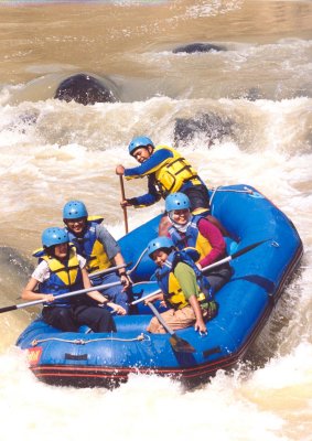 Rafting di Sungai Cicatih