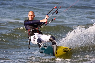 Kitesurfer