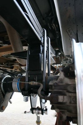 U-bolts and new Axle Bracket installed