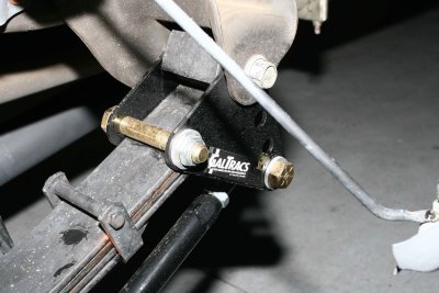 Install on 05 F-350 w/ Deaver Springs & 37's (3)