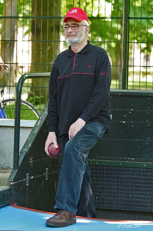 Le compagnon des quilles et des boules...