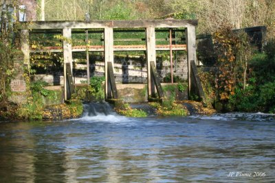 La retenue d'eau  Villevque