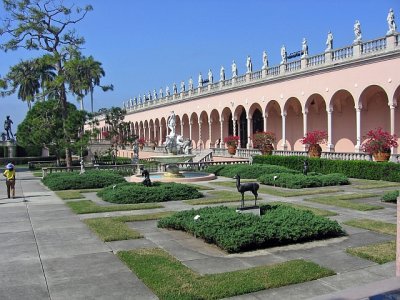 courtyard other side.