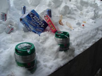 who needs a fridge.  just throw em in the snow