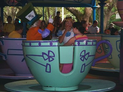 HatterAliceTeacups5.jpg