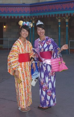 Kimonos.jpg
