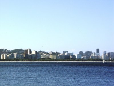 praia do Flamengo ao fundo