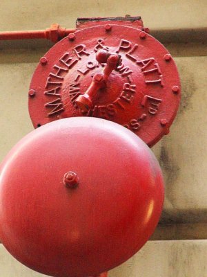 DSC07880-red.jpg