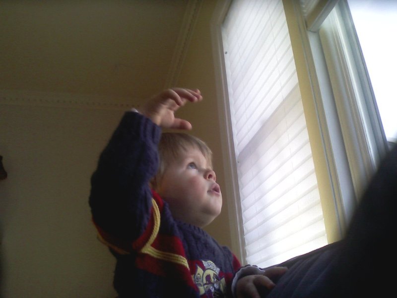  1/07 Christian Looks to the Moon