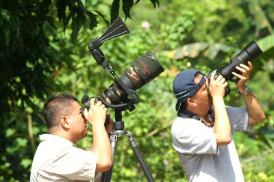 Kinabatangan - Choo Tse Chien (foreground with 300mm f2.8) Wong Tsu Shi with 300mm f4