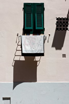 laundry under the sun of Alghero