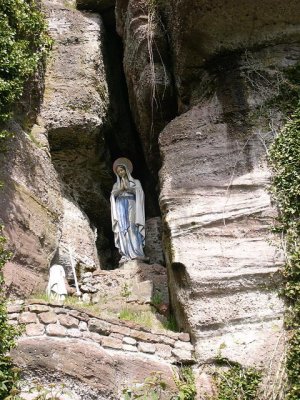 lourdes grot bij Mont-Saint-Odile