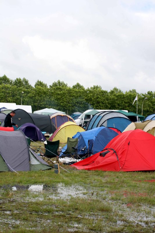camping in the lake