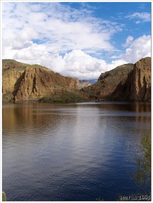 Canyon Lake Reservoir, Arizona