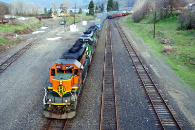 BNSF 8087 Trash Train