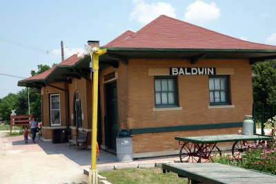 Baldwin City, side shot