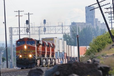 BNSF 4409 Westbound