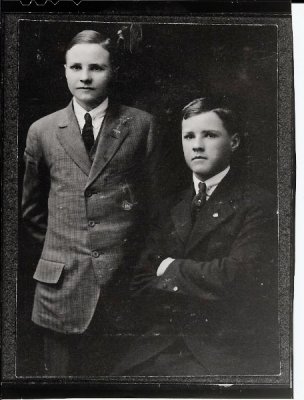 Alan and Ian Innes-Taylor as young men