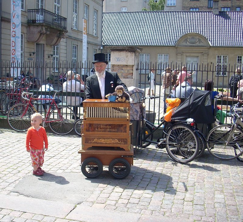 Organ Grinder - Copenhagen days