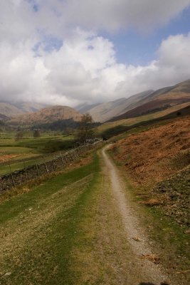 Path leading up Trotbeck Valley