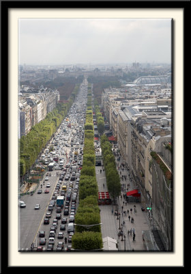 Up the Avenue des Champs -Elysees to le Louvre