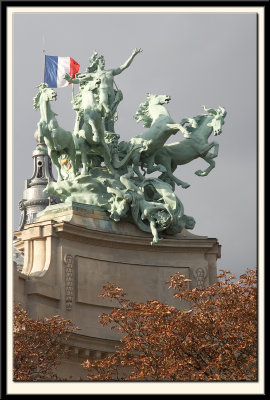 Statue on The Grand Palais