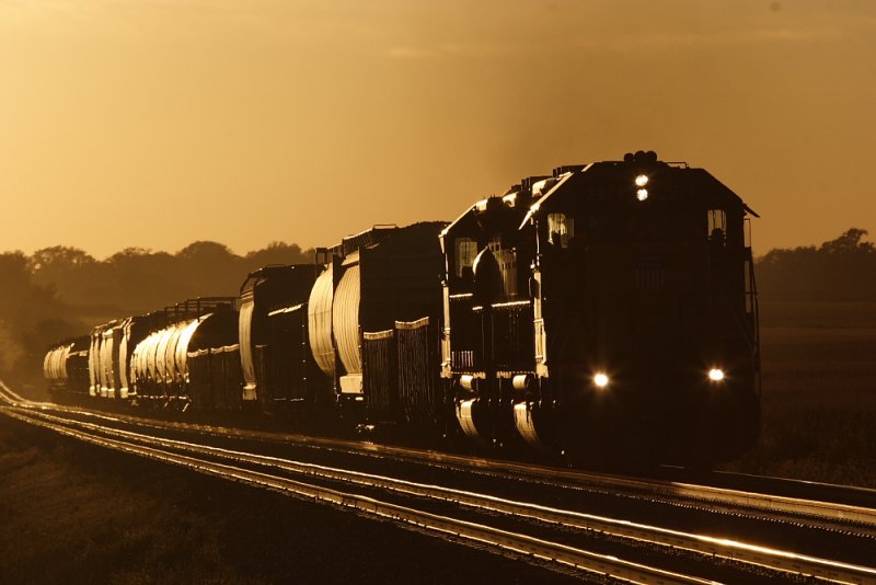UP 2971E at sunset